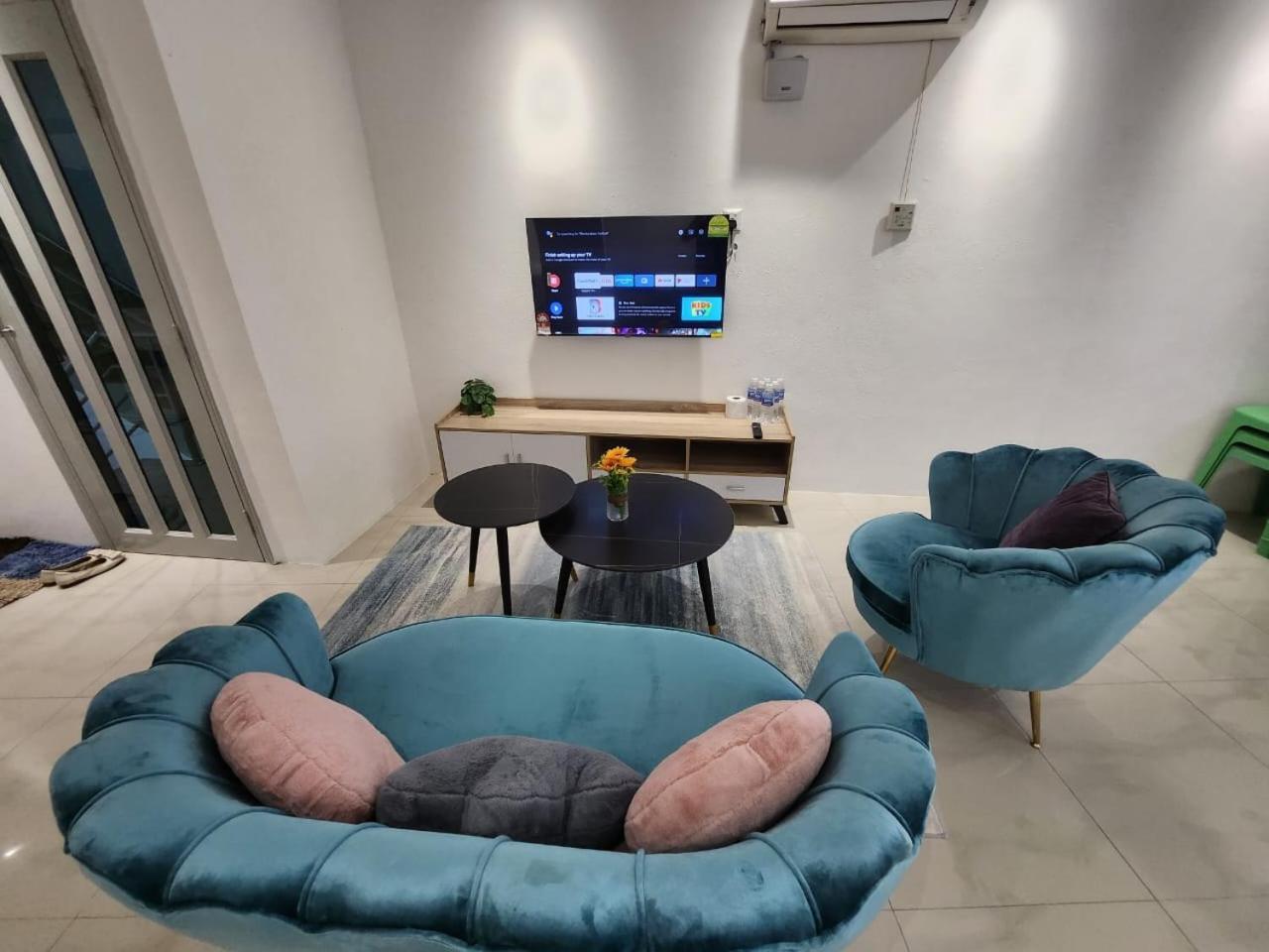 一点酒店 古晋 外观 照片
