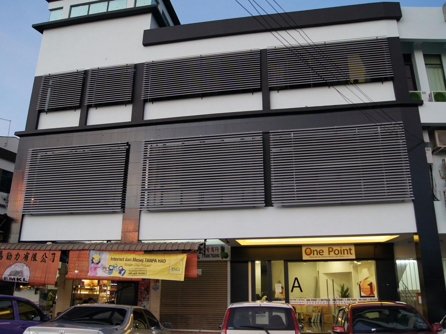 一点酒店 古晋 外观 照片
